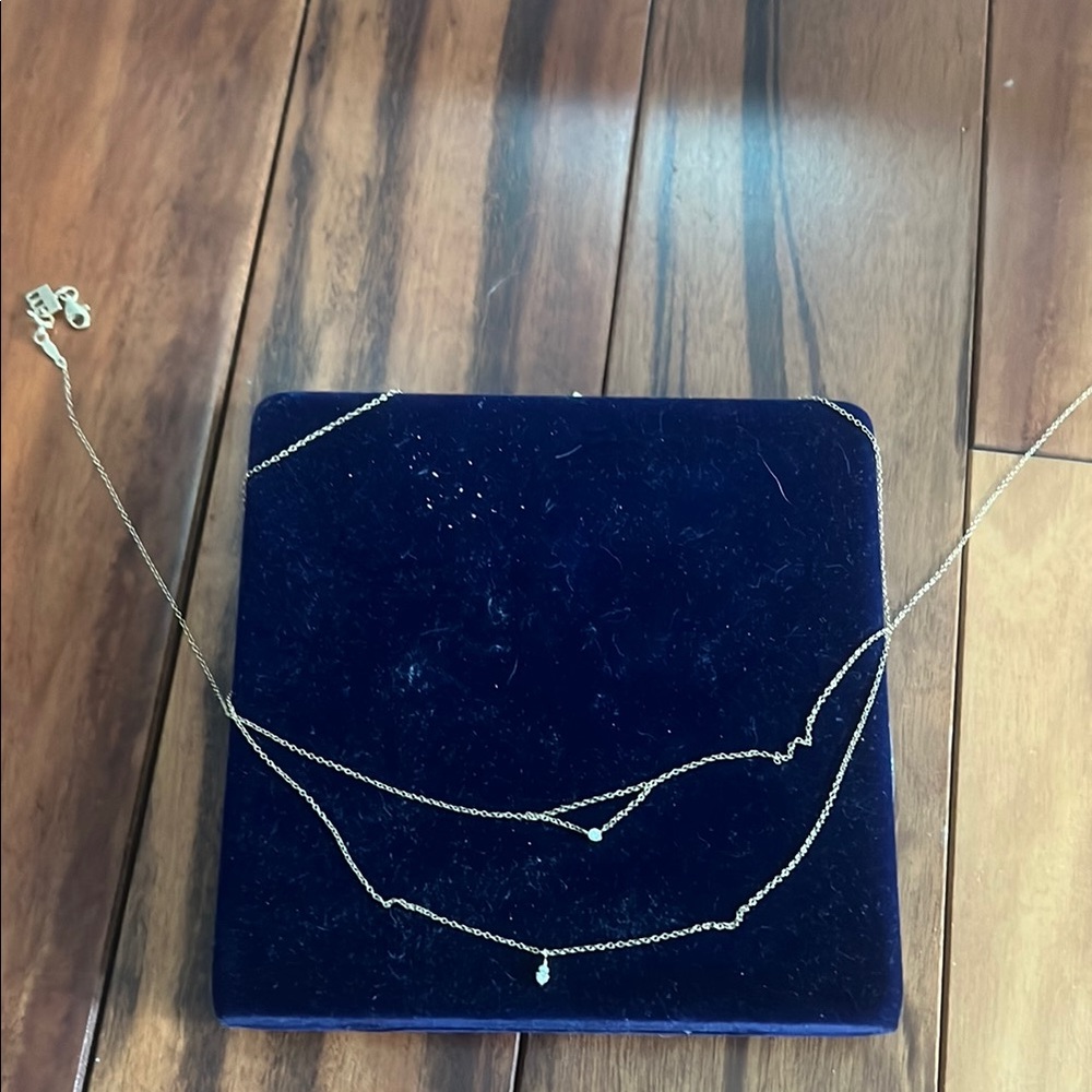 Elegant Gold Necklace